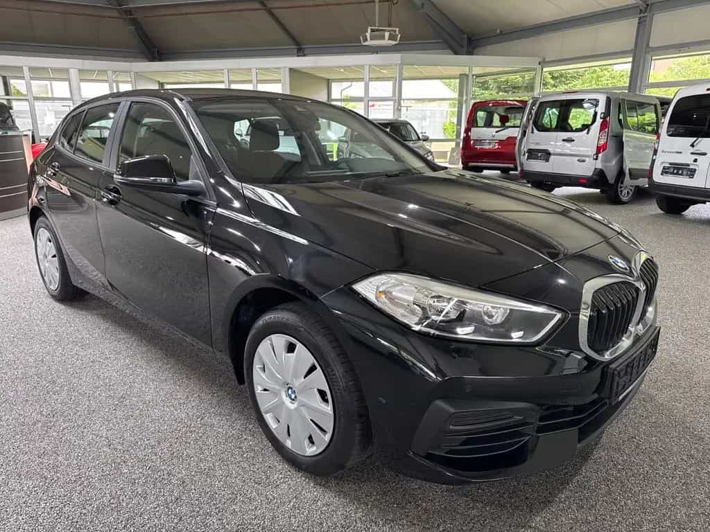 BMW 116 i Limo Navi Live Cockpit PDC Sitzh. 03/2022-photo-3