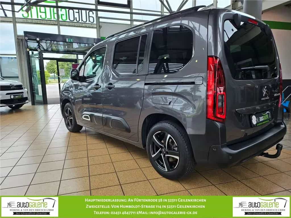 Citroën Berlingo M PureTech 110 SHINE 04/2019-photo-11