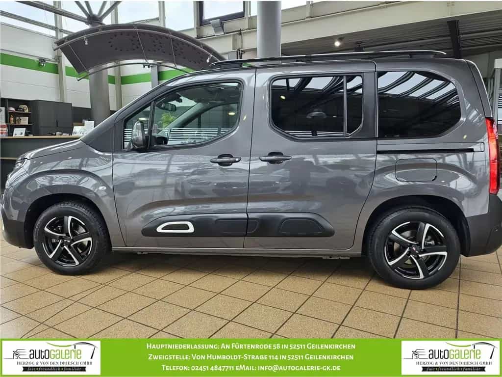 Citroën Berlingo M PureTech 110 SHINE 04/2019-photo-12
