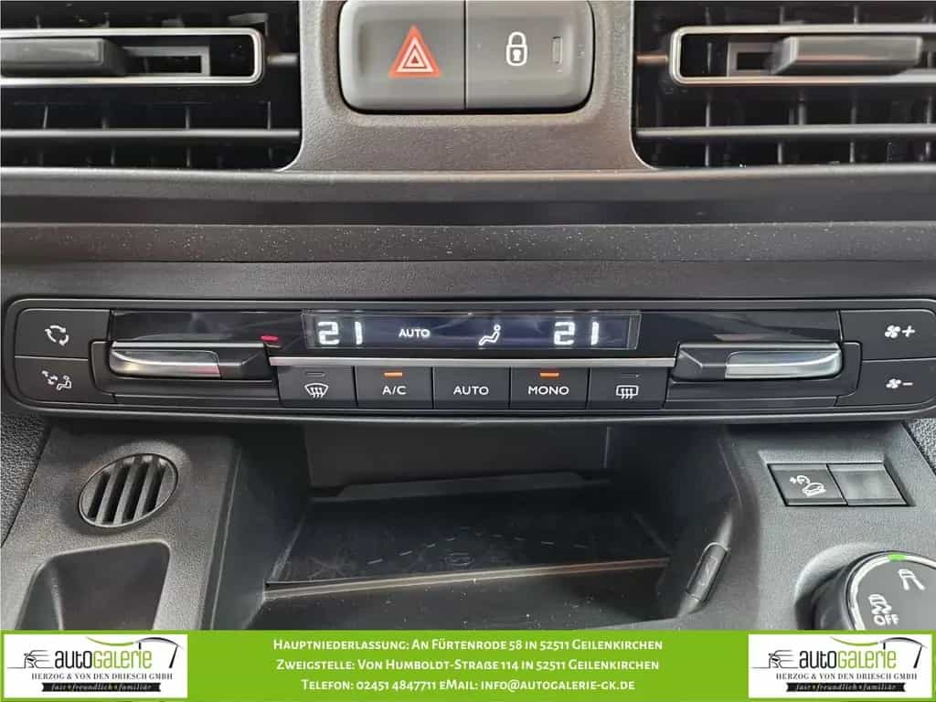 Citroën Berlingo M PureTech 110 SHINE 04/2019-photo-23