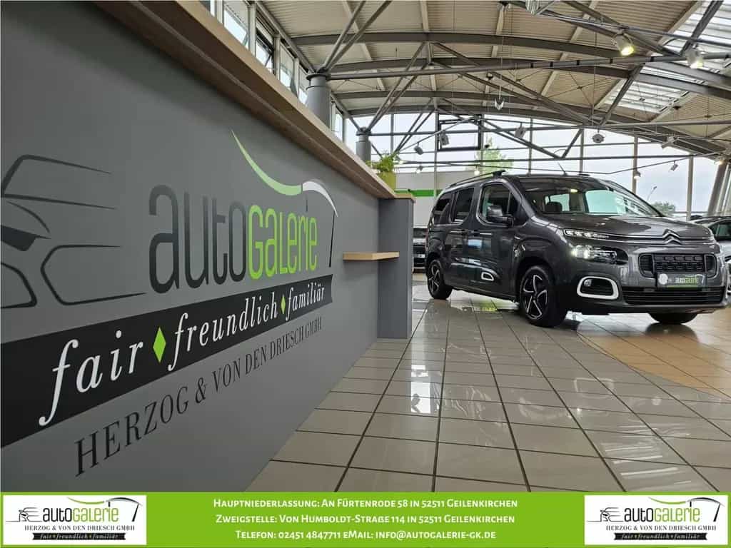 Citroën Berlingo M PureTech 110 SHINE 04/2019-photo-30