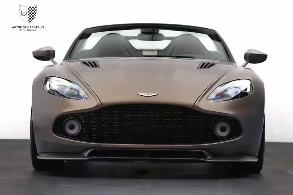 Aston Martin Vanquish Zagato Speedster 1 of 28/Jewellery 06/2018-photo-2