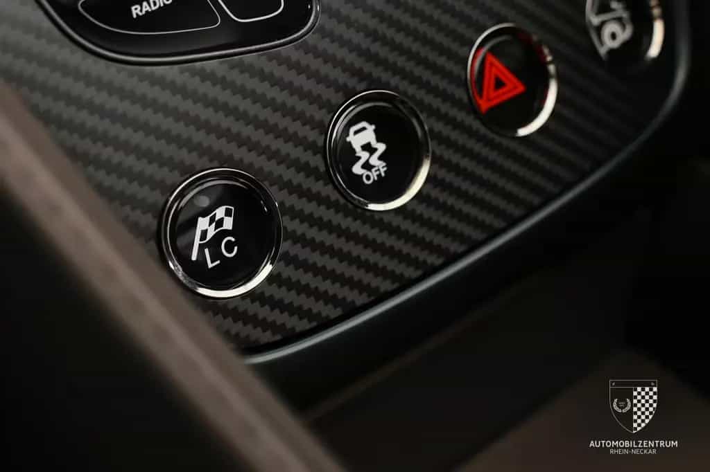 Aston Martin Vanquish Zagato Speedster 1 of 28/Jewellery 06/2018-photo-25