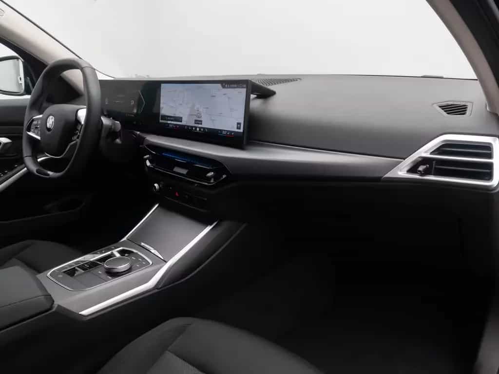 BMW 318 i Kamera DAB HiFi CockPit+ Geschwindigkeitsre 03/2025-photo-23