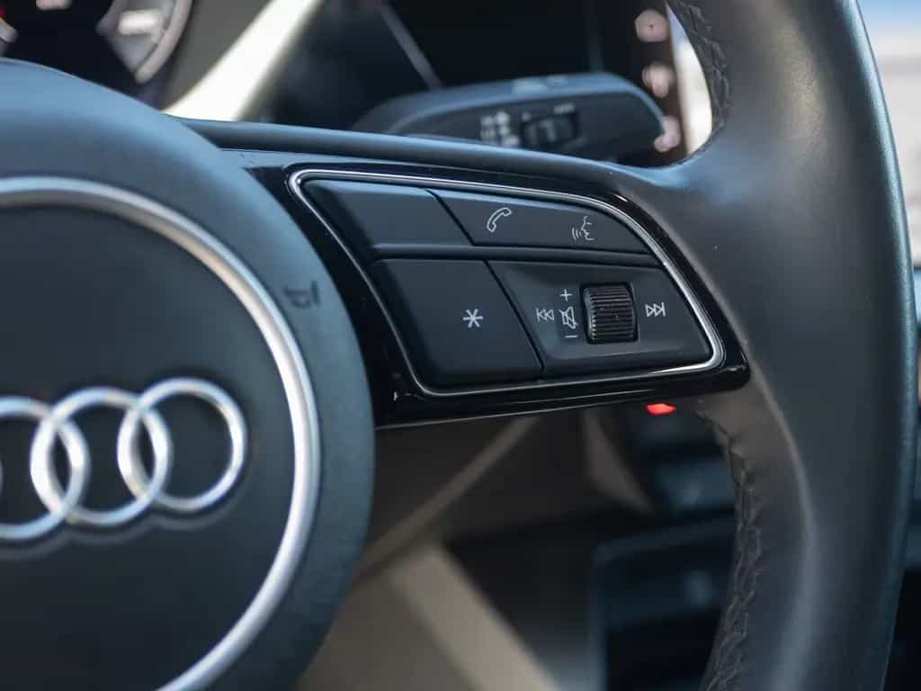 Audi A3 Limousine advanced 30TFSI Stronic Navi LED AC 04/2022-photo-17