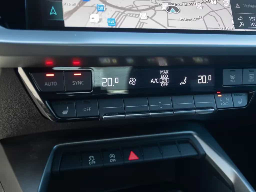 Audi A3 Limousine advanced 30TFSI Stronic Navi LED AC 04/2022-photo-19