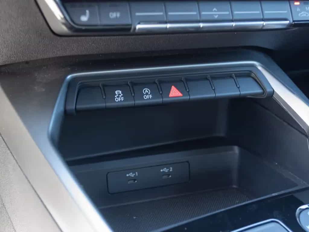 Audi A3 Limousine advanced 30TFSI Stronic Navi LED AC 04/2022-photo-20