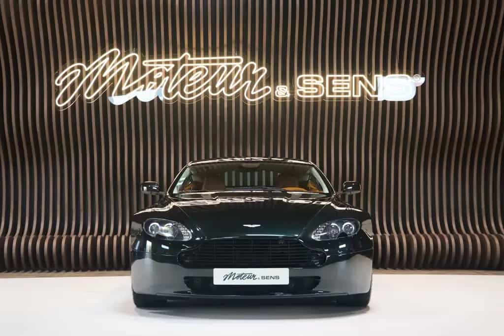 Aston Martin V8 Vantage 4.3 BVM6 - Midnight Emerald Green 06/2007-photo-2