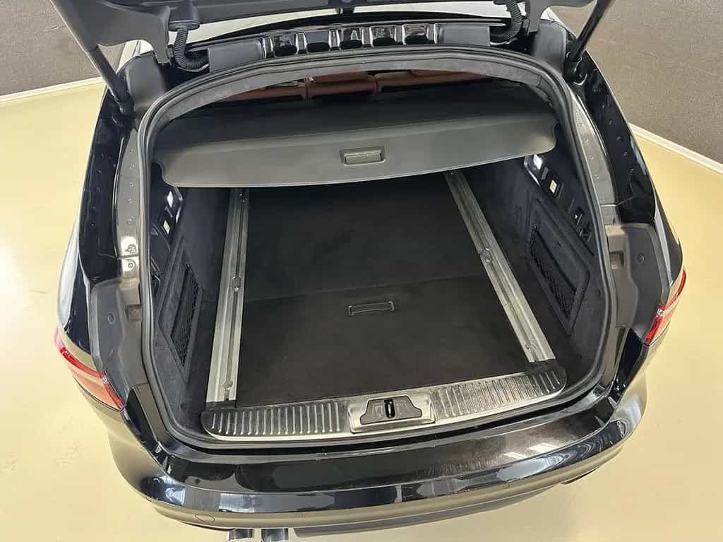 Jaguar XF Sportbrake 20d Portfolio AWD ACCLeder LED Nav 06/2019-photo-19