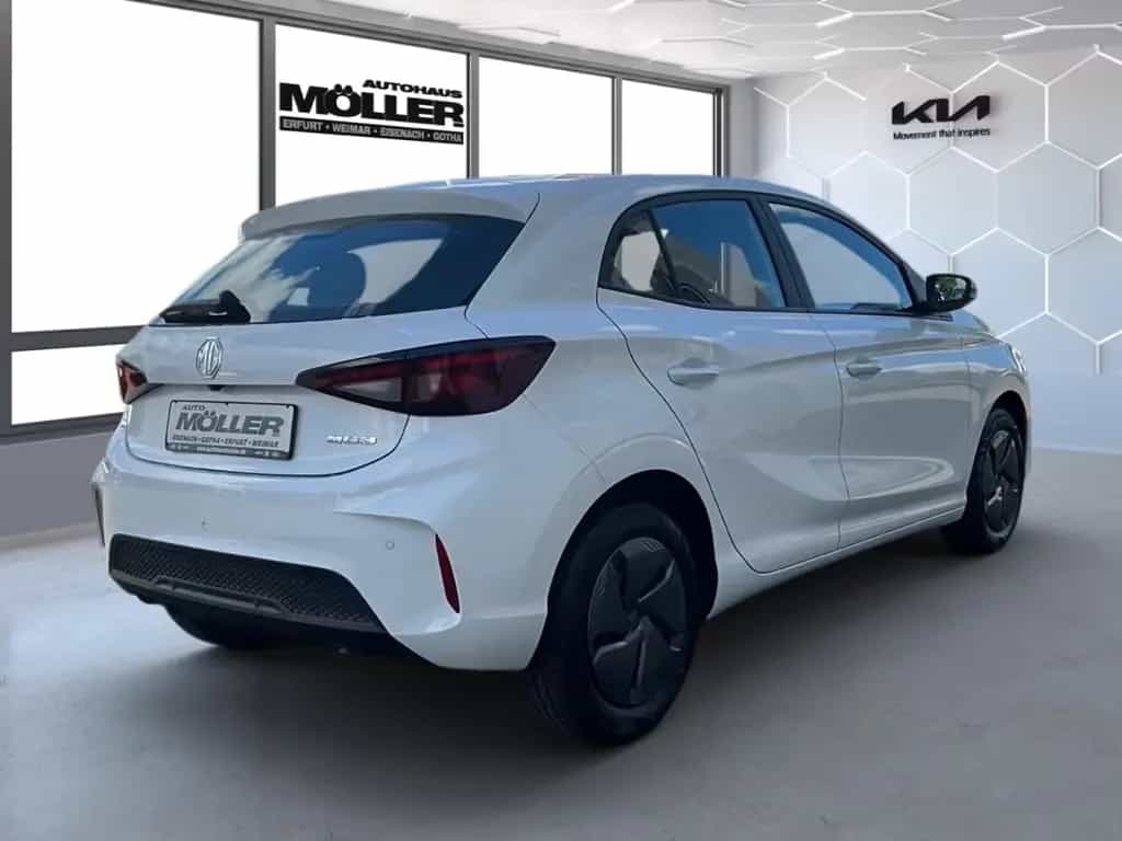 MG MG3 1.5 MT Standard Navi Bluetooth Rückfahrkamer 06/2026-photo-2