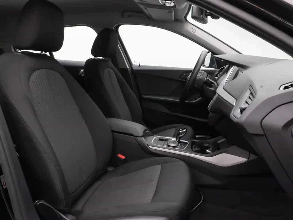 BMW 120 d DAB CockPit+ Sitzhz PDC Geschwindigkeitsre 01/2021-photo-32
