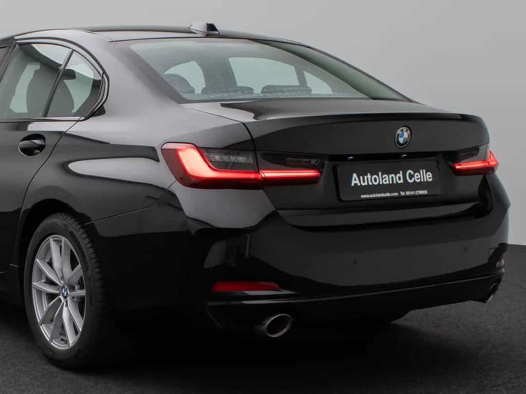 BMW 318 i DAB PDC Widscreen Geschwindigkeitsreg LED 10/2024-photo-12