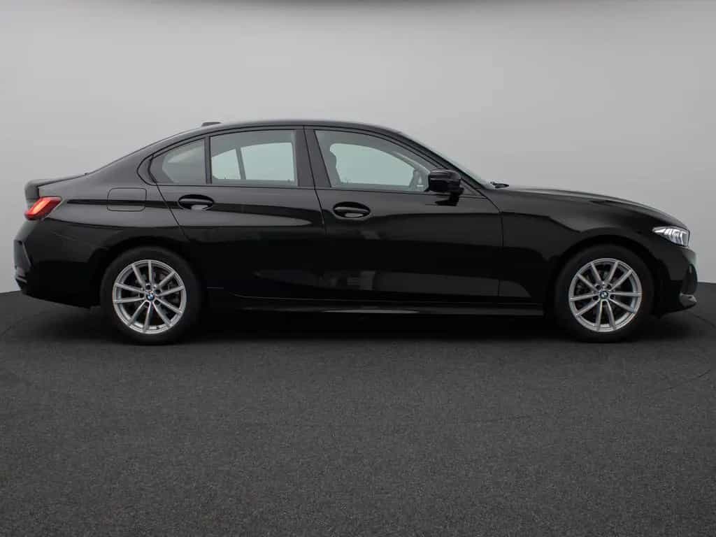 BMW 318 i DAB PDC Widscreen Geschwindigkeitsreg LED 10/2024-photo-4