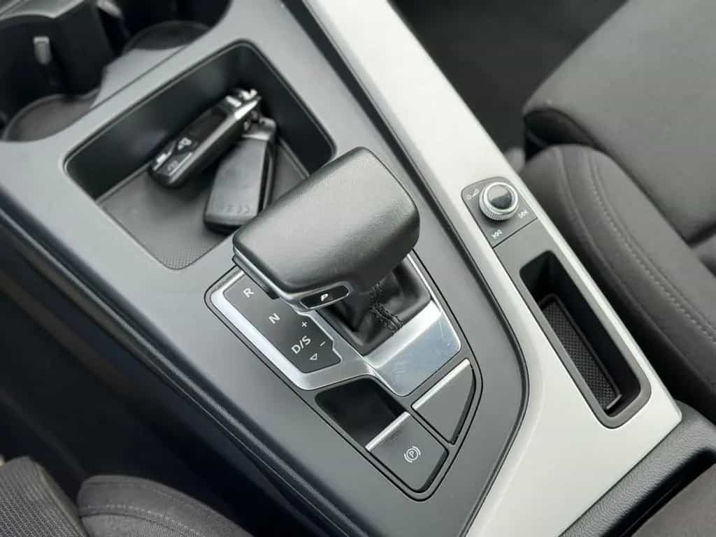 Audi A4 Avant 40 TDI 1.Hand-S.Heft-ACC-Spur-Navi-Shz 02/2023-photo-11