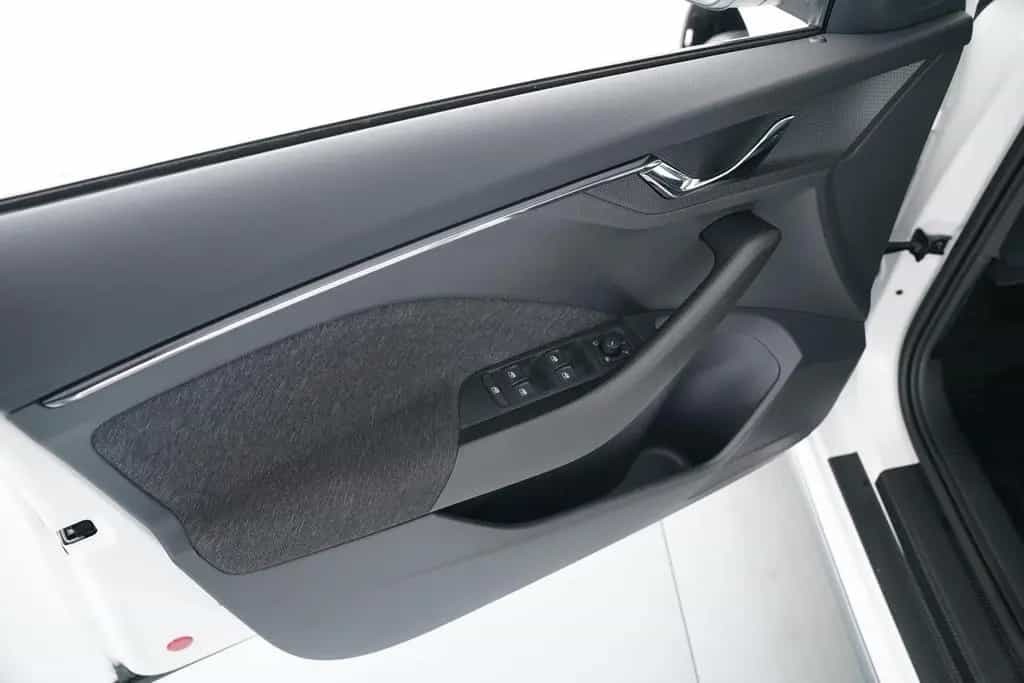Skoda Kamiq STYLE 1.0TSI DSG SITZHZG+ANHÄNGERKUPPLUNG 07/2021-photo-28