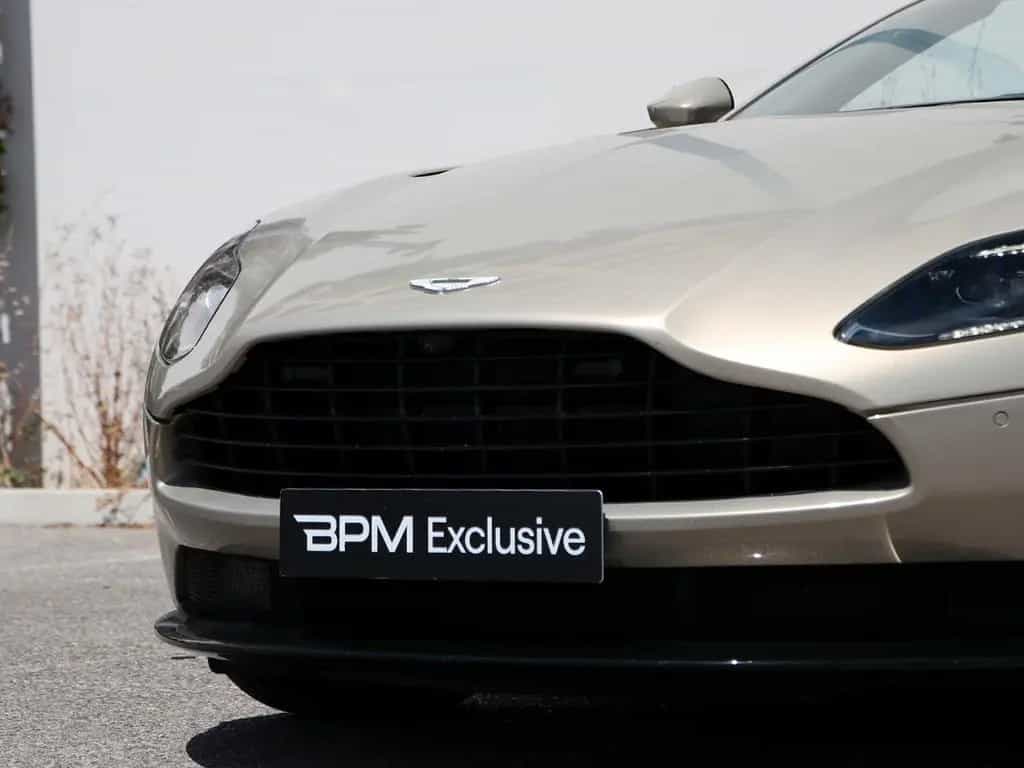 Aston Martin DB11 4.0 V8 Volante 08/2019-photo-11