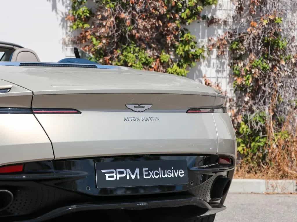 Aston Martin DB11 4.0 V8 Volante 08/2019-photo-13