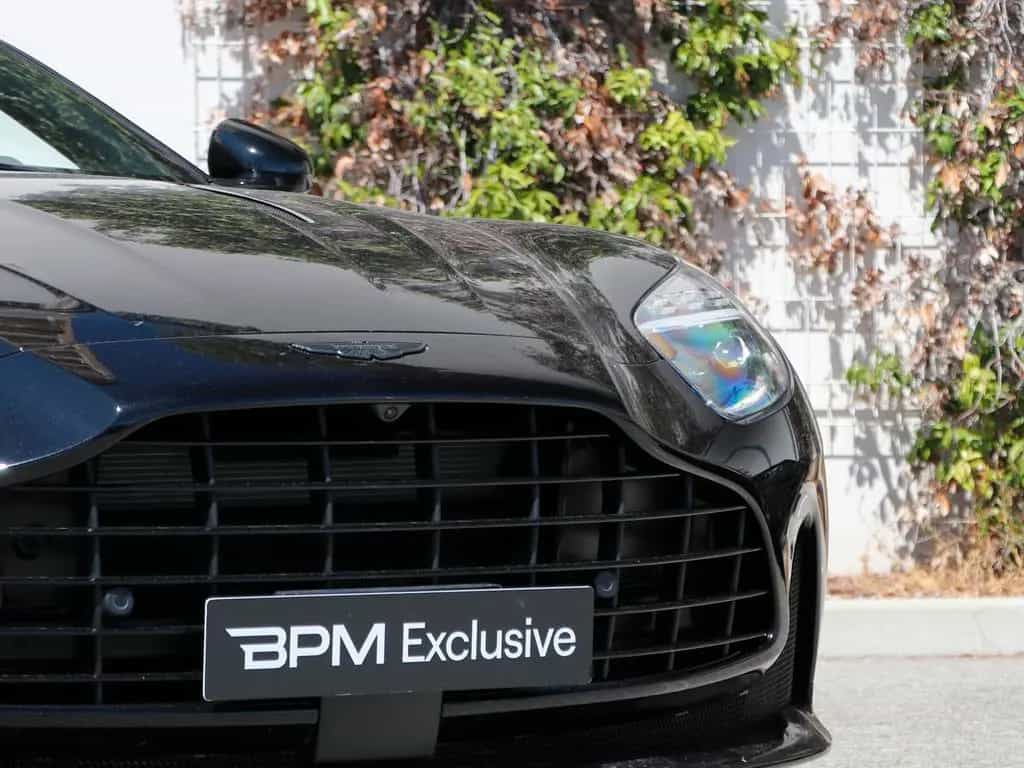 Aston Martin DB12 4.0 V8 01/2025-photo-9