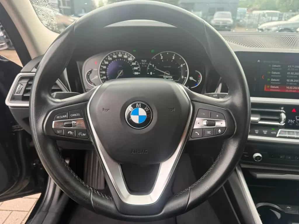 BMW 320 d Touring Steptronic "Advantage" 06/2020-photo-20