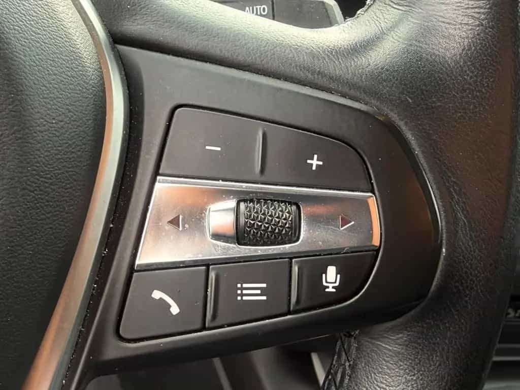BMW 320 d Touring Steptronic "Advantage" 06/2020-photo-22