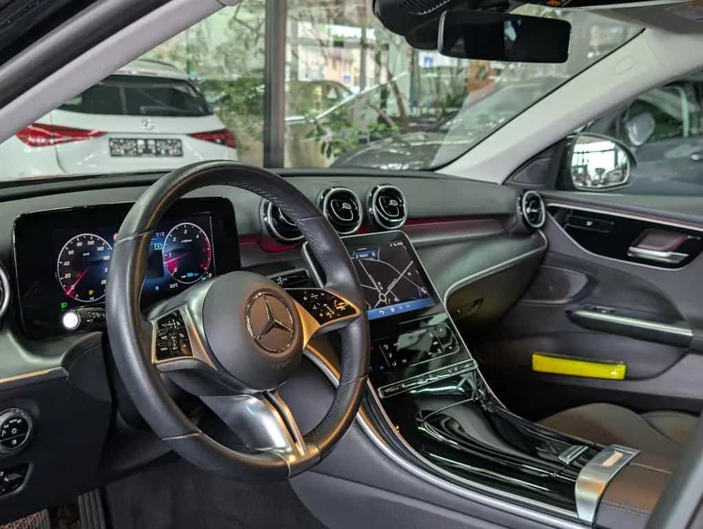 Mercedes-Benz C 220 T d Avantgarde BURMESTER LED AMBI VIRT APP 01/2022-photo-11