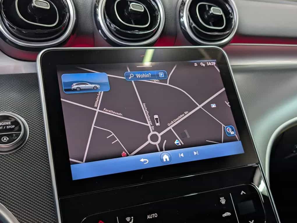 Mercedes-Benz C 220 T d Avantgarde BURMESTER LED AMBI VIRT APP 01/2022-photo-23
