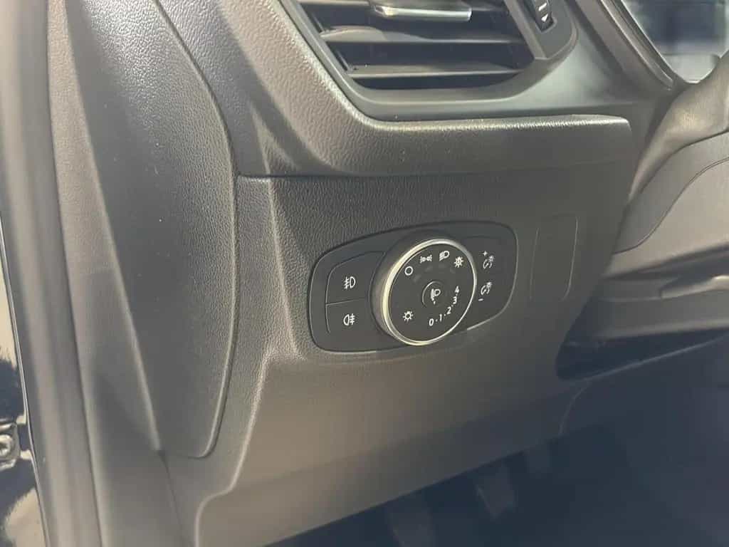 Ford Focus Cool & Connect Bluetooth Navi LED Klima 06/2022-photo-11