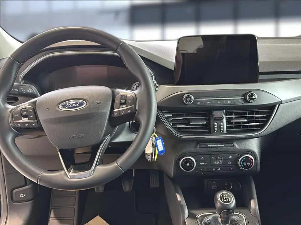 Ford Focus Cool & Connect Bluetooth Navi LED Klima 06/2022-photo-14