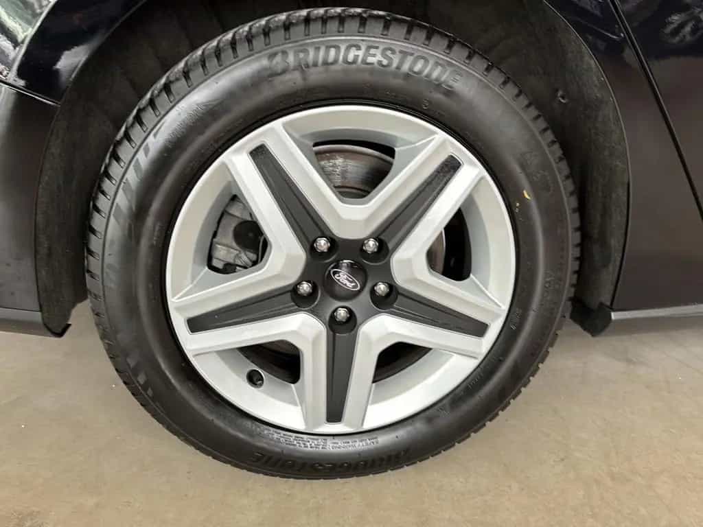 Ford Focus Cool & Connect Bluetooth Navi LED Klima 06/2022-photo-16