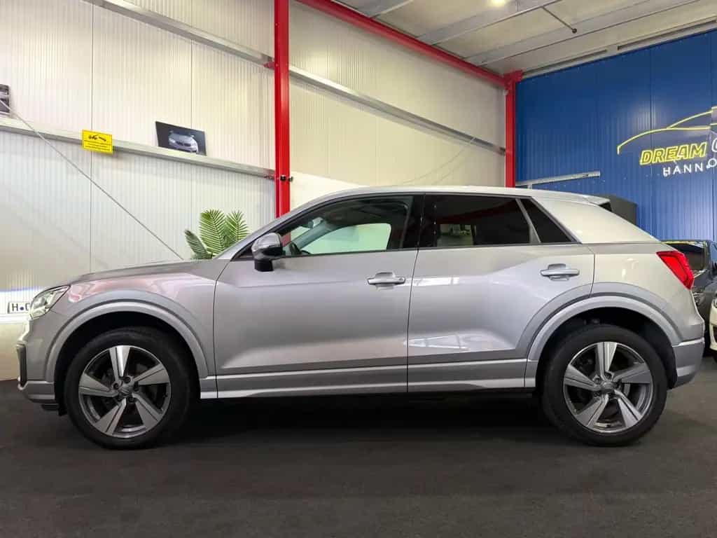 Audi Q2 30 TDI sport*NAVI*LED*KEY-GO*BLUETOOTH*SHZG 06/2019-photo-2