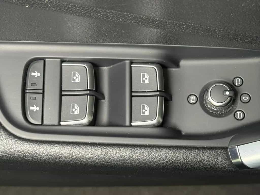 Audi Q2 30 TDI sport*NAVI*LED*KEY-GO*BLUETOOTH*SHZG 06/2019-photo-23