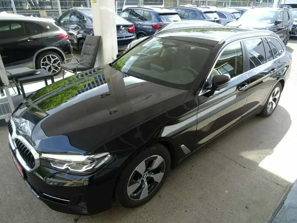 BMW 520 d Tour Autom,Leder,AHK,ACC,Kamera 10/2021-photo-15