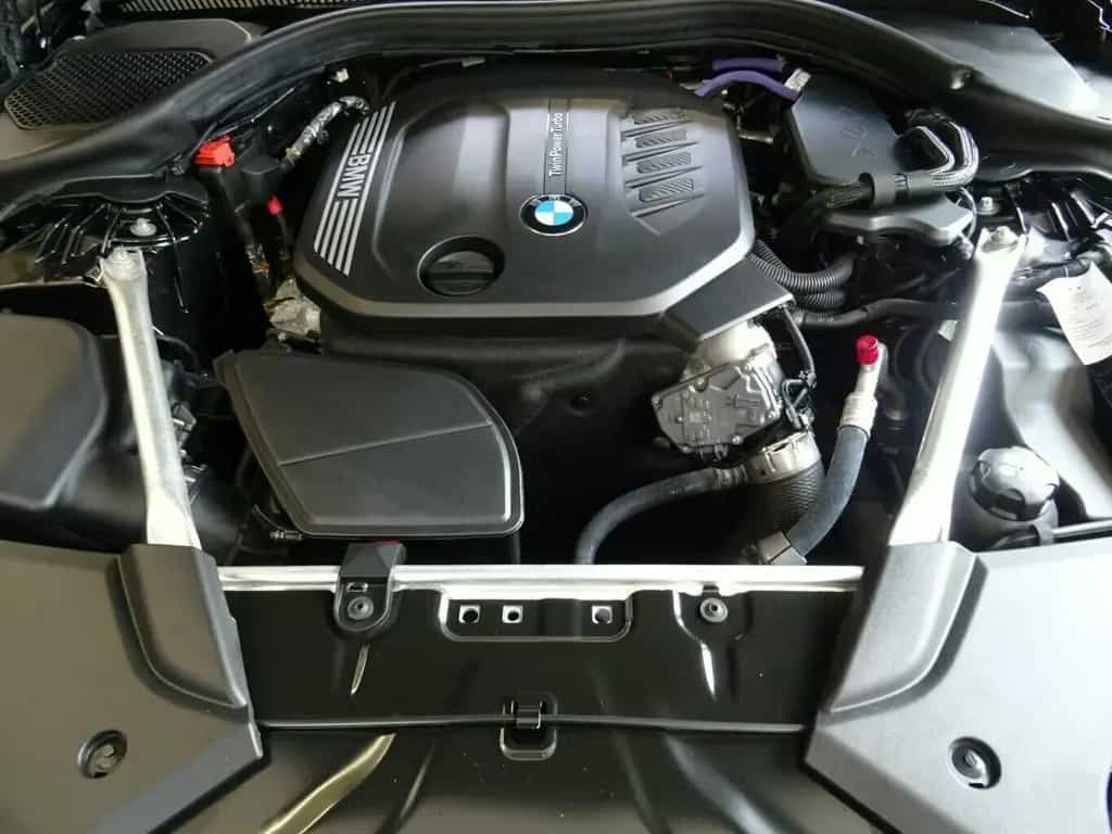 BMW 520 d Tour Autom,Leder,AHK,ACC,Kamera 10/2021-photo-18