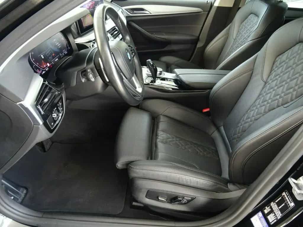 BMW 520 d Tour Autom,Leder,AHK,ACC,Kamera 10/2021-photo-4