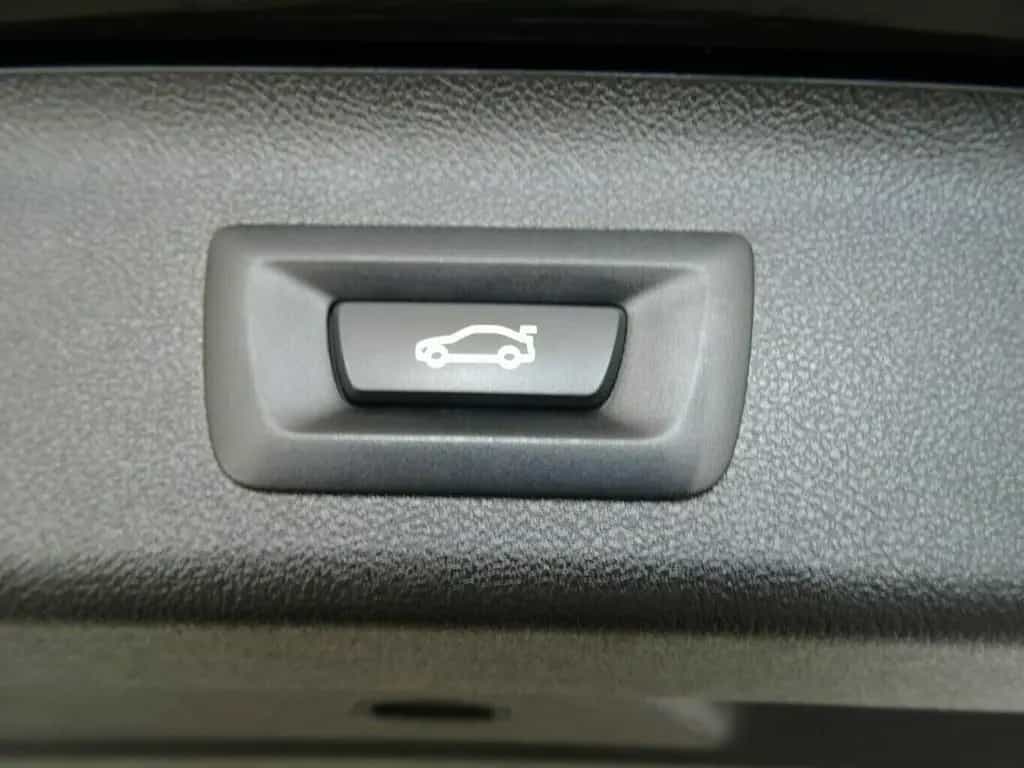 BMW 520 d Tour Autom,Leder,AHK,ACC,Kamera 10/2021-photo-9