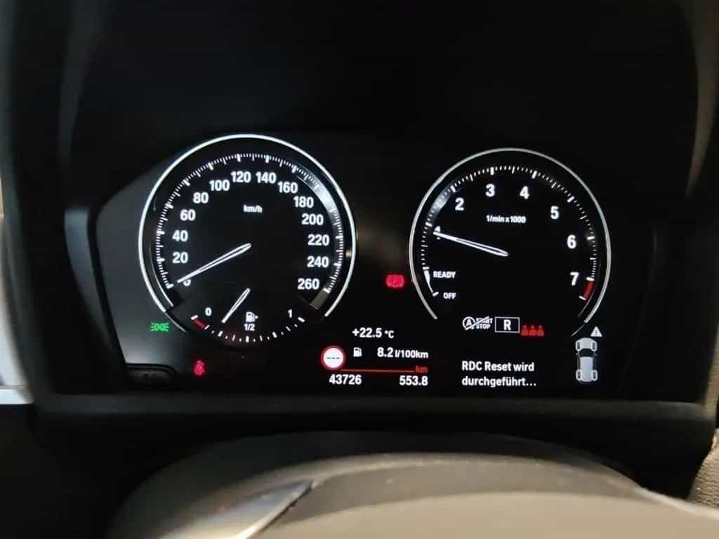 BMW X1 xDrive20i Advantage Steptronic Navi Head UP K 05/2022-photo-9
