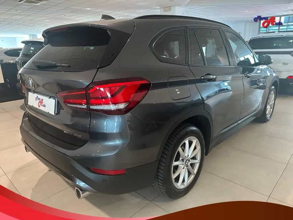 BMW X1 sDrive18d Advantage 05/2020-photo-2