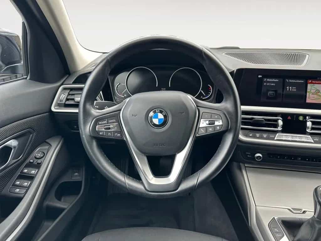BMW 320 d Advantage DAB WLAN Tempomat Klimaaut. Shz 01/2020-photo-11