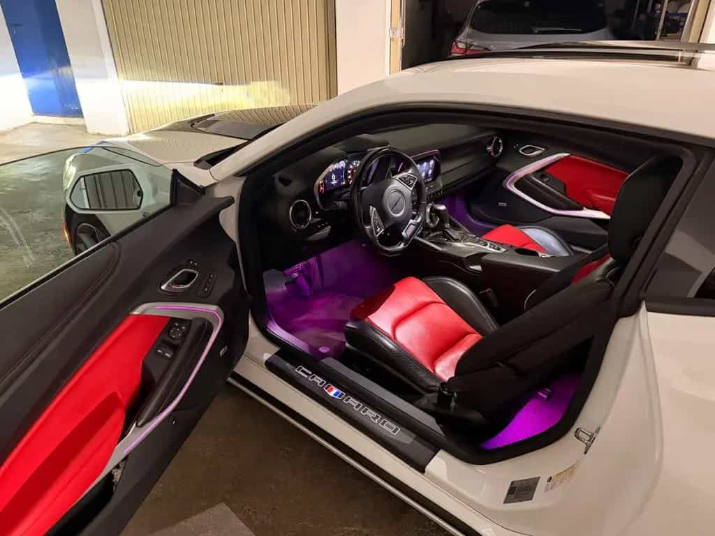 Chevrolet Camaro 2SS Coupé 6.2 V8 10-Gang Auto. TÜV neu 12/2018-photo-4