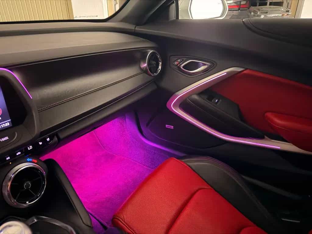 Chevrolet Camaro 2SS Coupé 6.2 V8 10-Gang Auto. TÜV neu 12/2018-photo-5