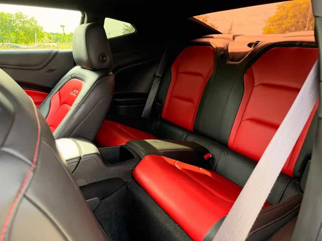 Chevrolet Camaro 2SS Coupé 6.2 V8 10-Gang Auto. TÜV neu 12/2018-photo-9