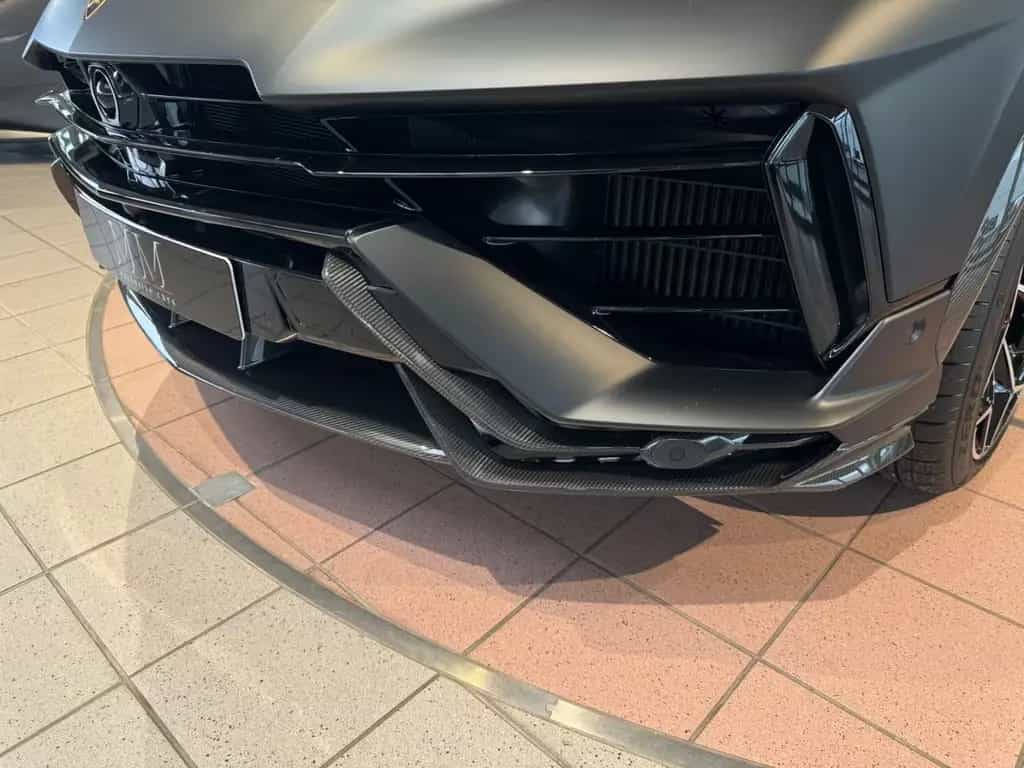 Lamborghini Urus Performante  Matt Lack/Panorama/B&O/23" 11/2023-photo-10