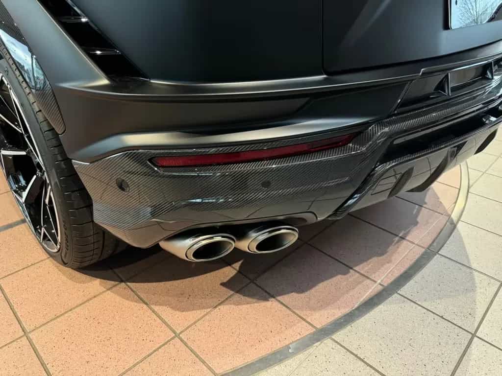 Lamborghini Urus Performante  Matt Lack/Panorama/B&O/23" 11/2023-photo-11