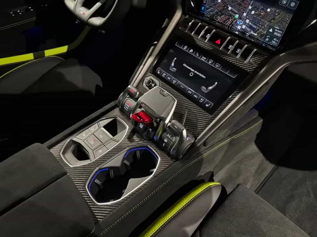 Lamborghini Urus Performante  Matt Lack/Panorama/B&O/23" 11/2023-photo-28