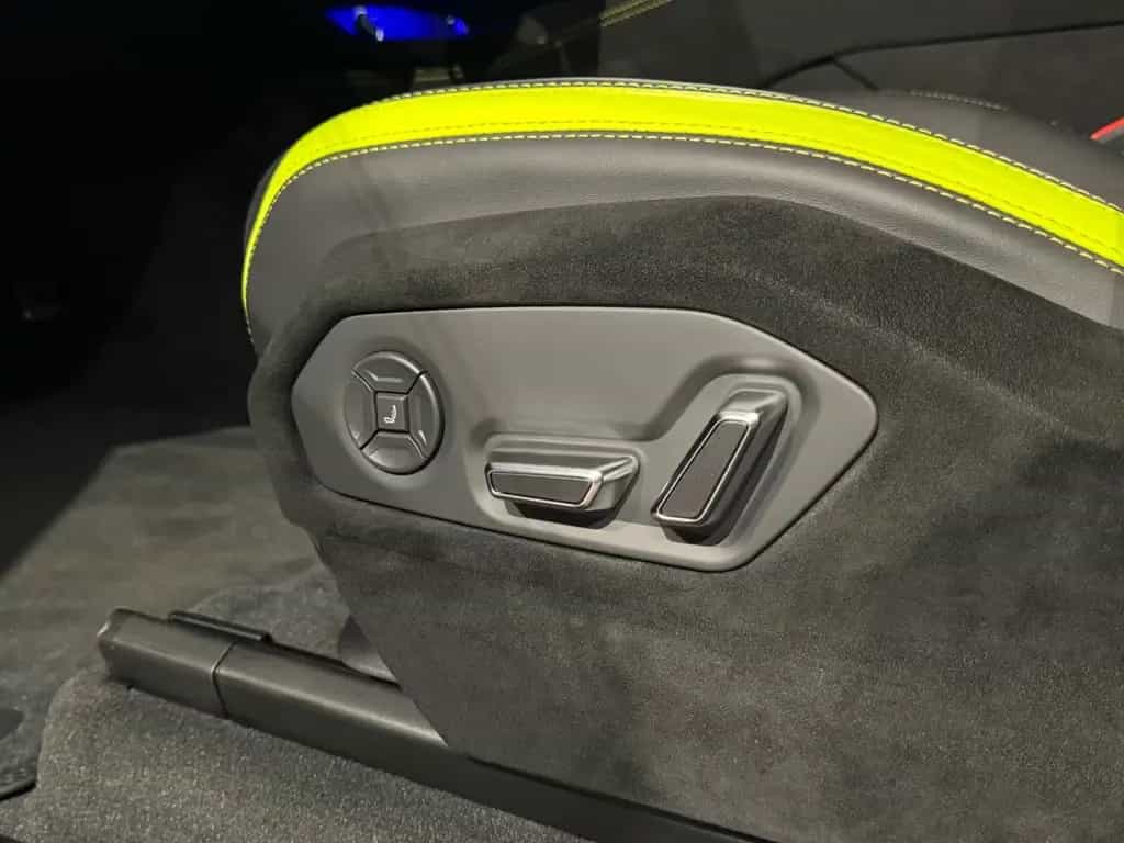 Lamborghini Urus Performante  Matt Lack/Panorama/B&O/23" 11/2023-photo-30