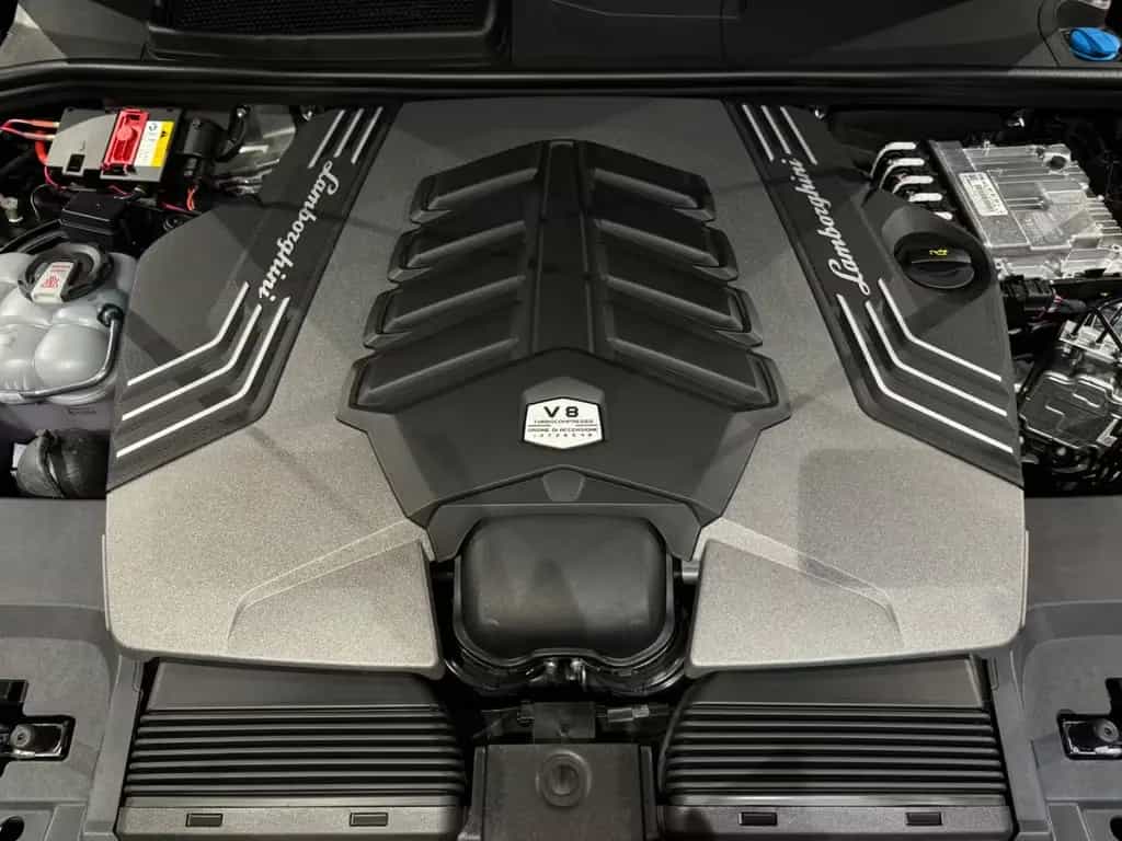 Lamborghini Urus Performante  Matt Lack/Panorama/B&O/23" 11/2023-photo-35