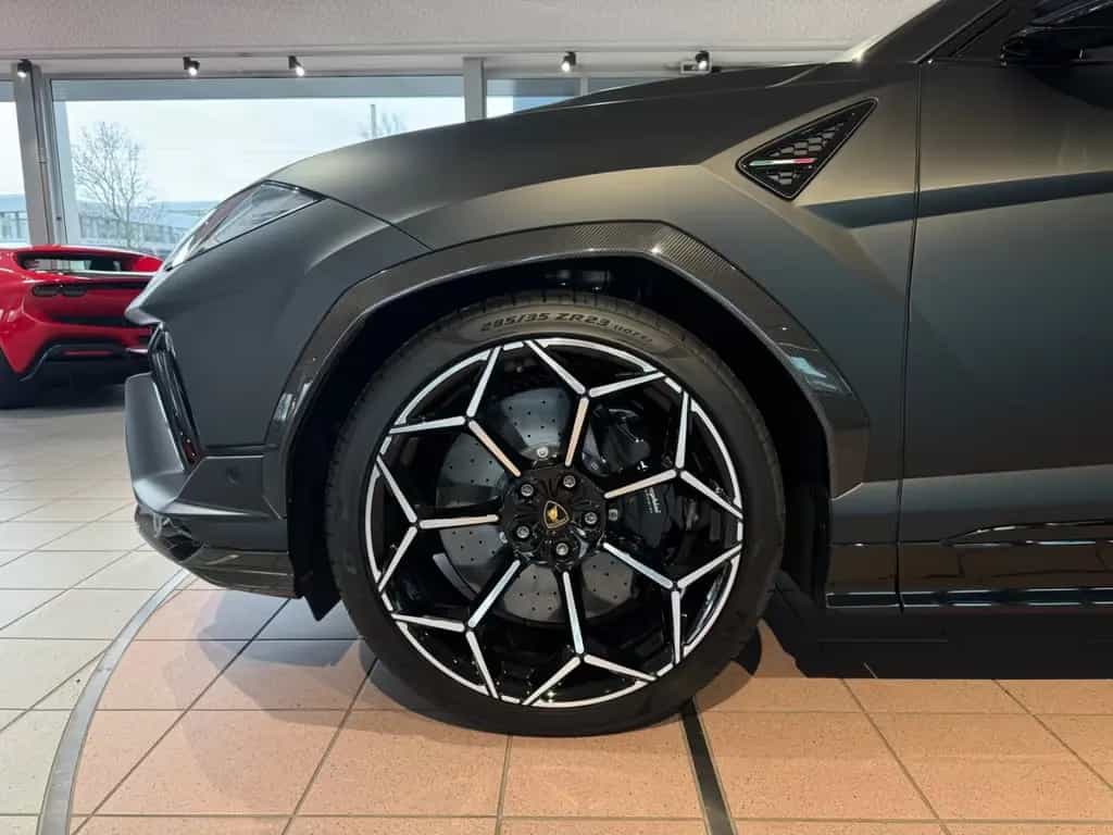 Lamborghini Urus Performante  Matt Lack/Panorama/B&O/23" 11/2023-photo-8