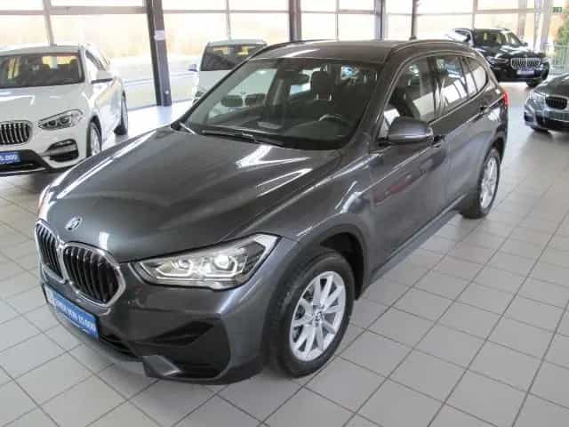BMW X1 X-Drive 18d LED MFL Komfortz. Navi. PDC v+h 02/2020-photo-13