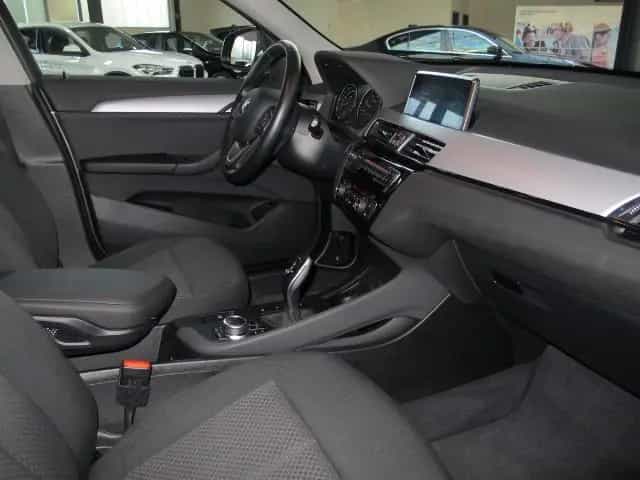 BMW X1 X-Drive 18d LED MFL Komfortz. Navi. PDC v+h 02/2020-photo-2