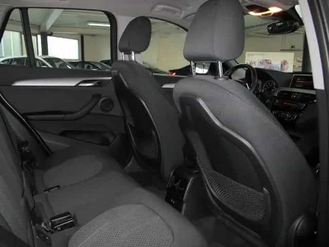 BMW X1 X-Drive 18d LED MFL Komfortz. Navi. PDC v+h 02/2020-photo-4